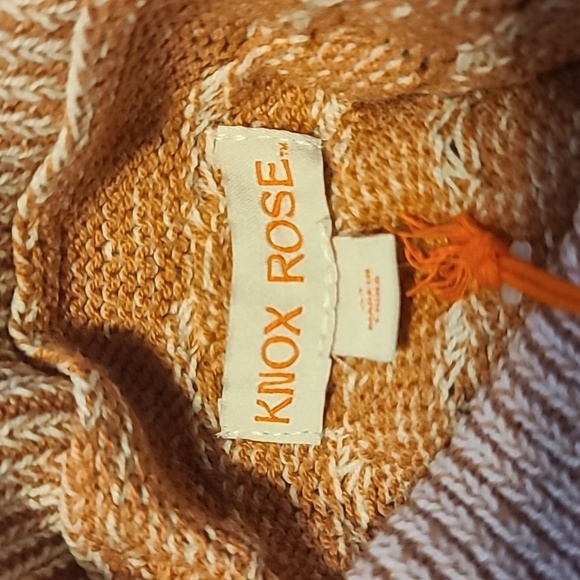 Knox Rose Chunky cable knit turtle neck sweater - Picture 8 of 12